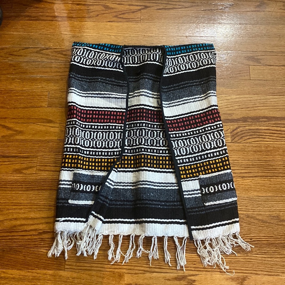 Drug rug vest